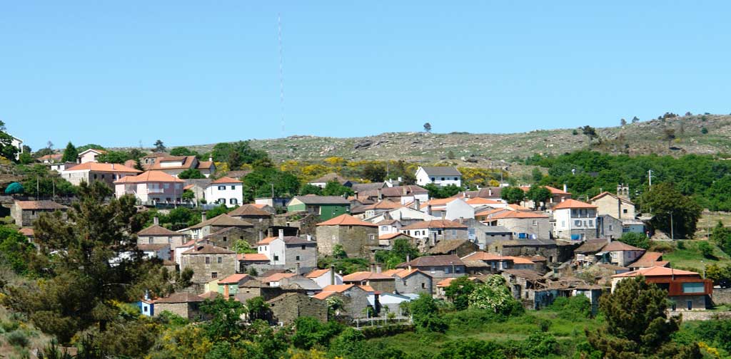 Macieira - União de Freguesias de Ferreirim e Macieira