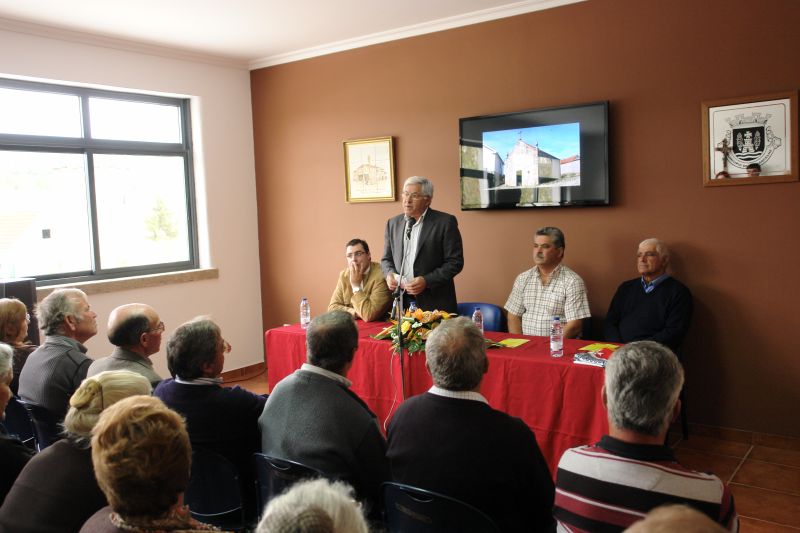 Antiga Escola Primária da Cunha reconvertida em Centro Cívico