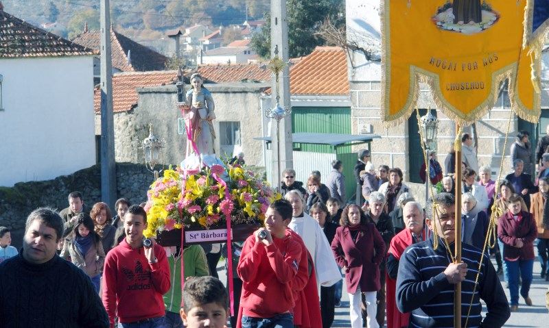 Chosendo homenageia a mártir Santa Bárbara