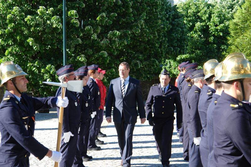 Dia do Município assinalado com ato simbólico do hastear da bandeira