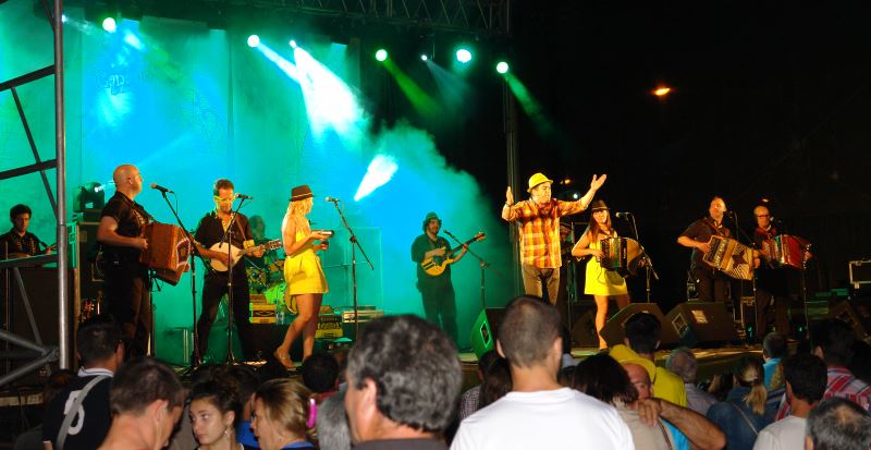 A concertina de Augusto Canário no Festival da Amizade de Sernancelhe