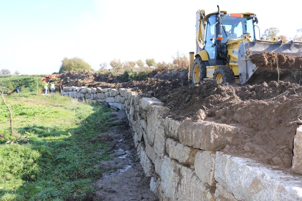 Reabilitação de antigo muro cria novo acesso na Freguesia de Carregal