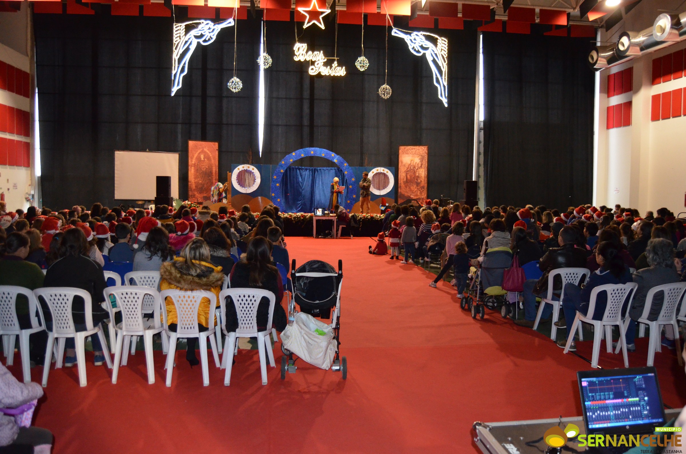 FESTA DE NATAL PARA TODAS AS CRIANÇAS DO CONCELHO