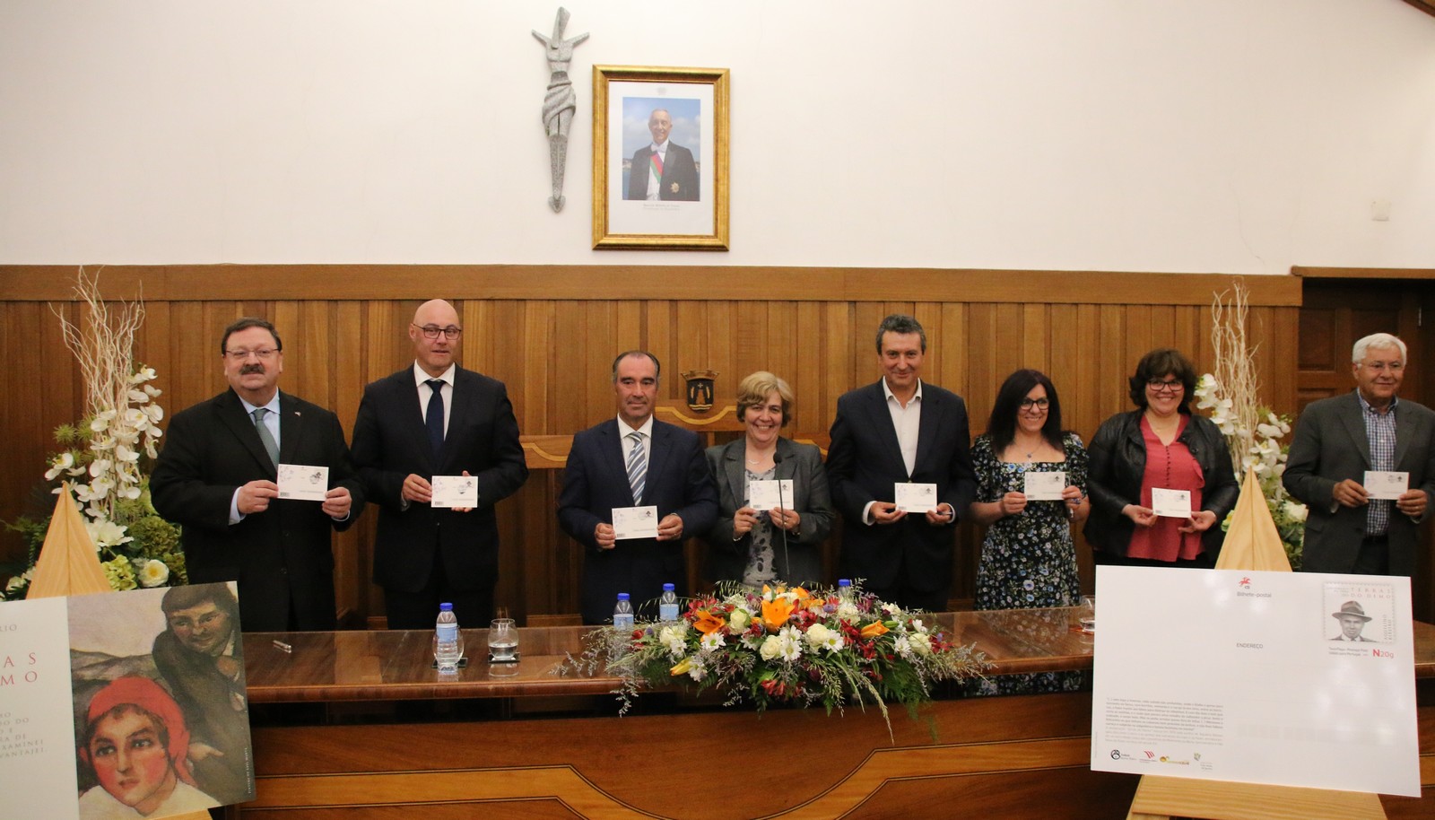 AQUILINO RIBEIRO HOMENAGEADO NA SUA TERRA NATAL COM CERIMÓNIA DE APRESENTAÇÃO DE POSTAL COMEMORATIVO DAS “TERRAS DO DEMO”