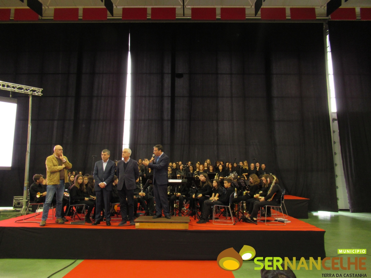 CONSERVATÓRIO REGIONAL DE MÚSICA DE FERREIRIM ASSINALOU 5º ANIVERSÁRIO