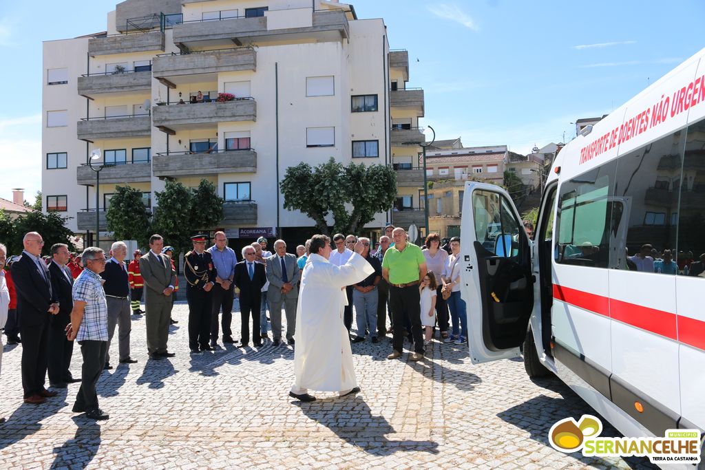 Município oferece ambulância no dia em que a Corporação homenageia Bombeiros